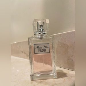 Miss Dior Silky Body Mist 100 ML gently used